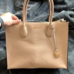 Michael Kors tote